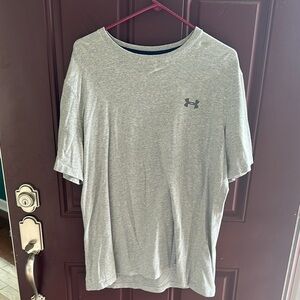 Under Armour Gray Short Sleeve Tee Lightweight Performance